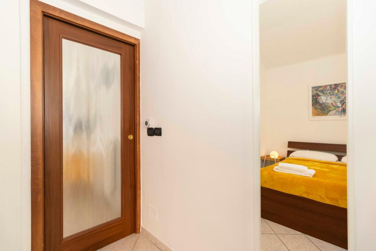Colourful Flat San Donato Apartamento Turim Exterior foto